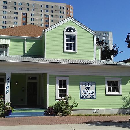 Star Of Texas Inn Building Two Austin Kültér fotó