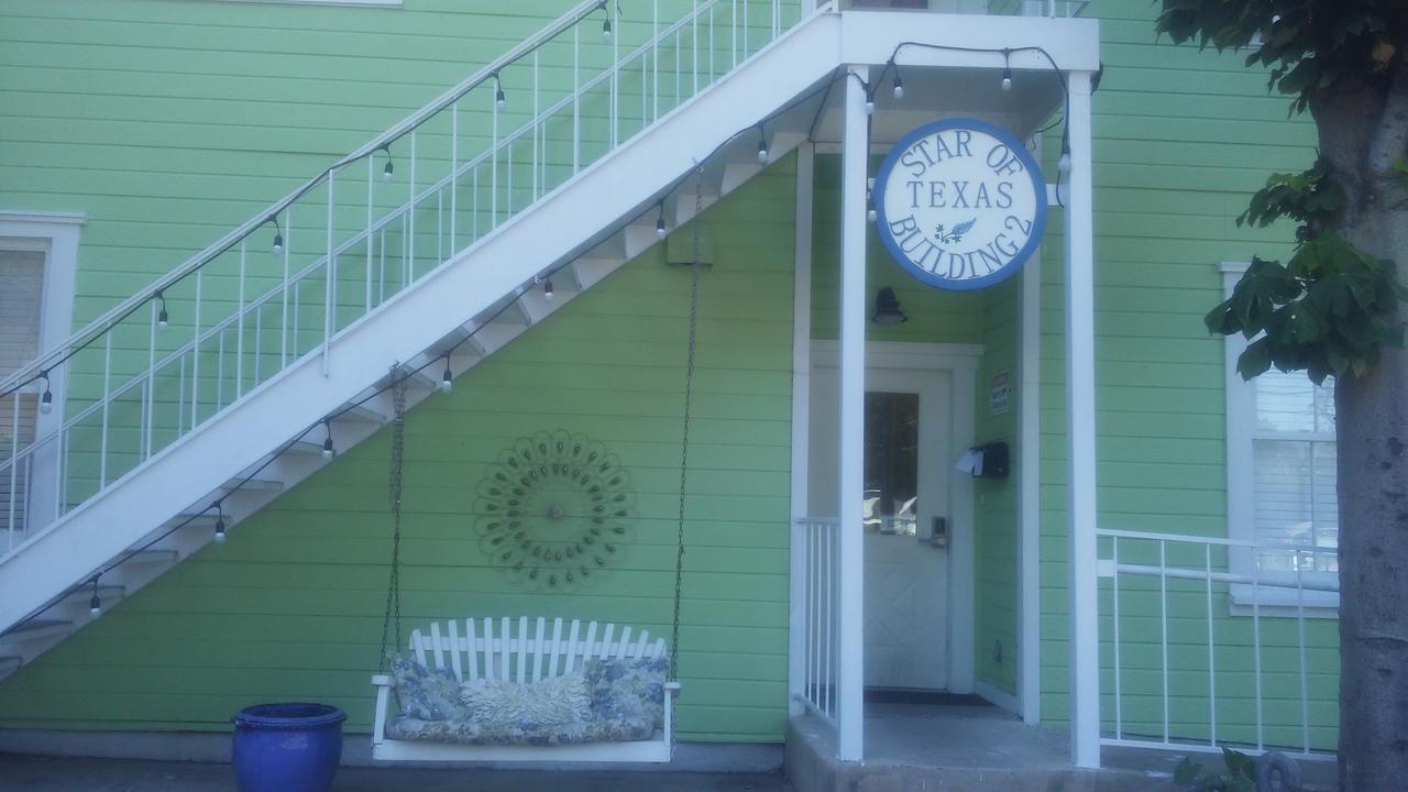 Star Of Texas Inn Building Two Austin Kültér fotó